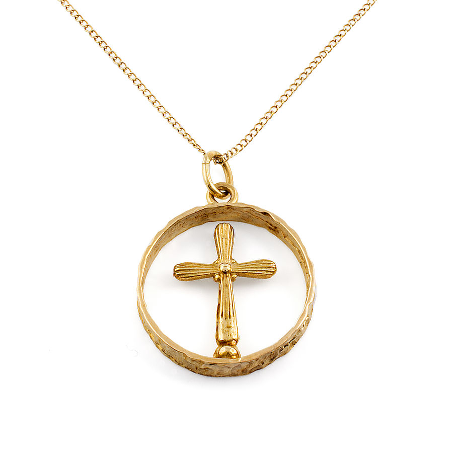 9ct gold 3.8g 18 inch Cross Pendant with chain